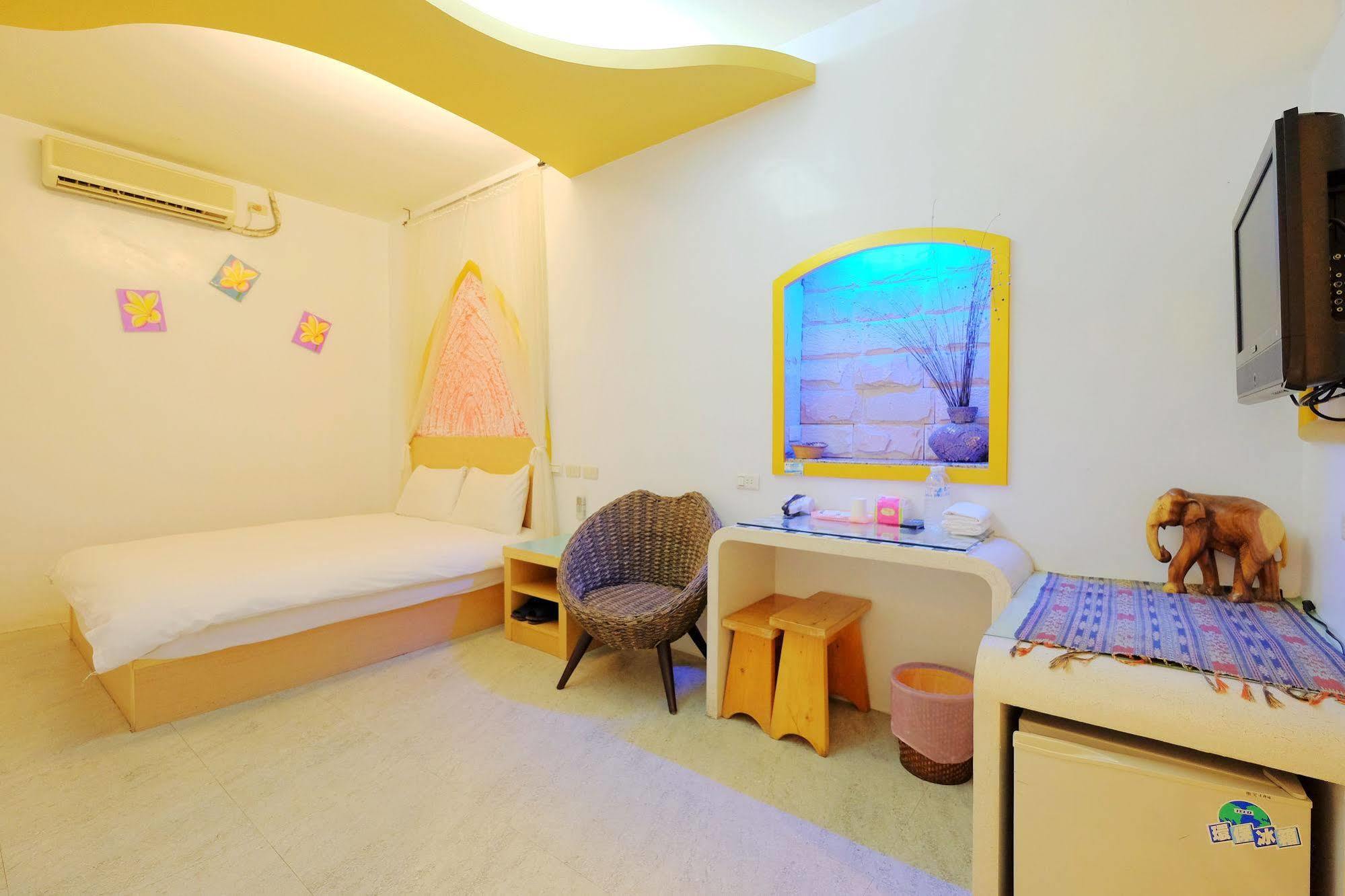 Summer Inn Kenting Exterior photo