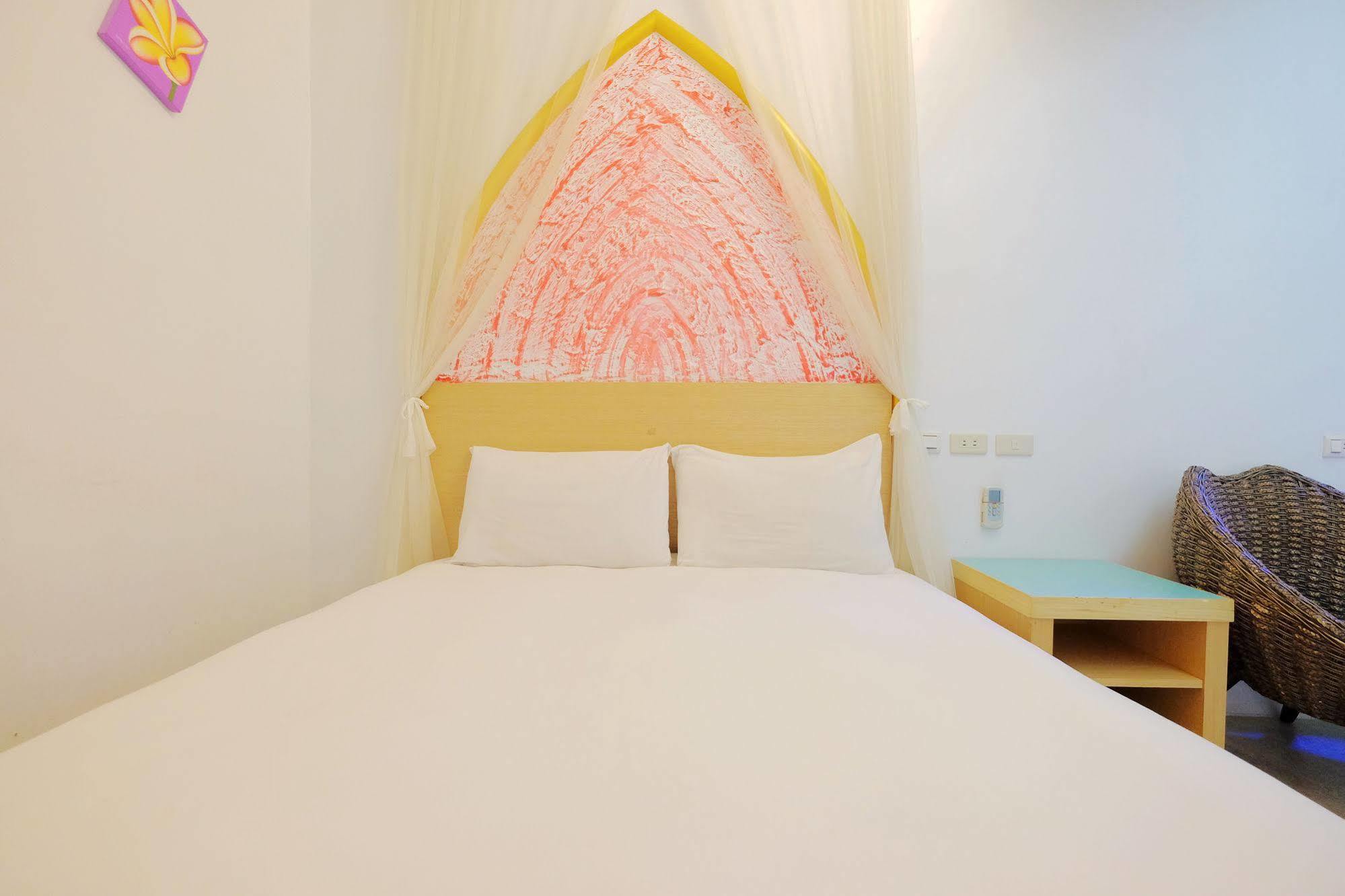Summer Inn Kenting Exterior photo