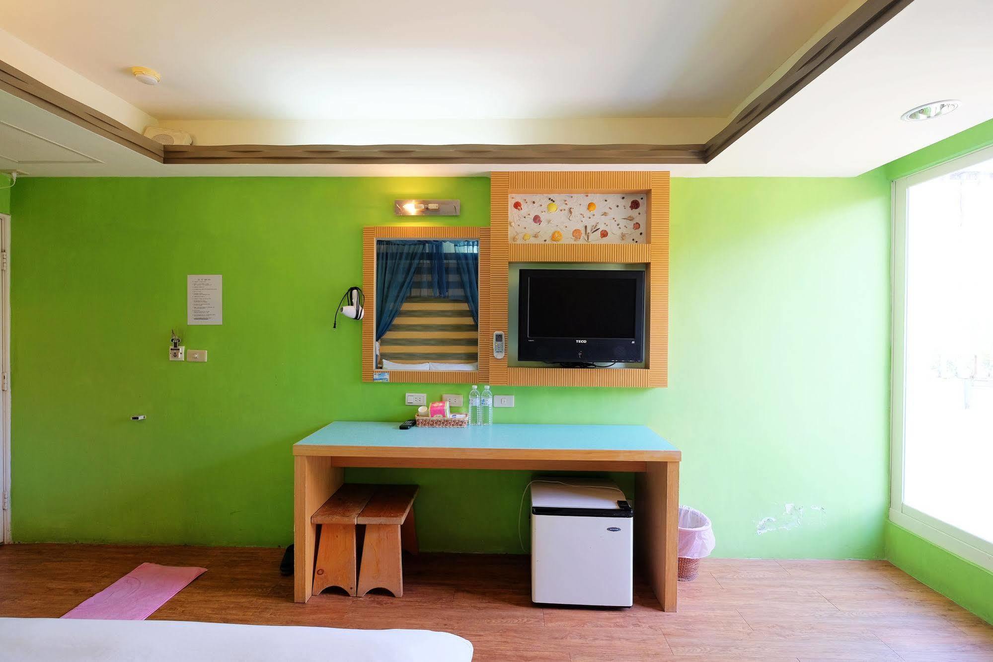 Summer Inn Kenting Exterior photo
